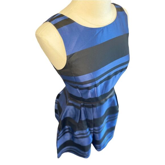 NWT Southern Tide Yacht Blue Fit & Flare Cocktail Dress, Size 4. MSRP $198 - Picture 5 of 8